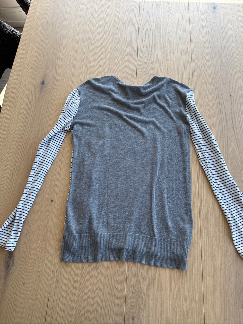 Gray - Picture 2 of 4
